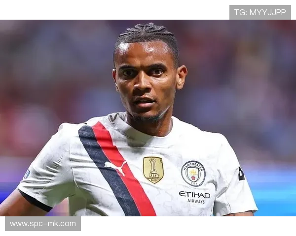 阿坎吉回应意甲最佳后卫称号：效力顶级球队是关键